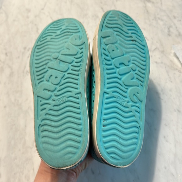 Native Shoes - Picture 5 of 7